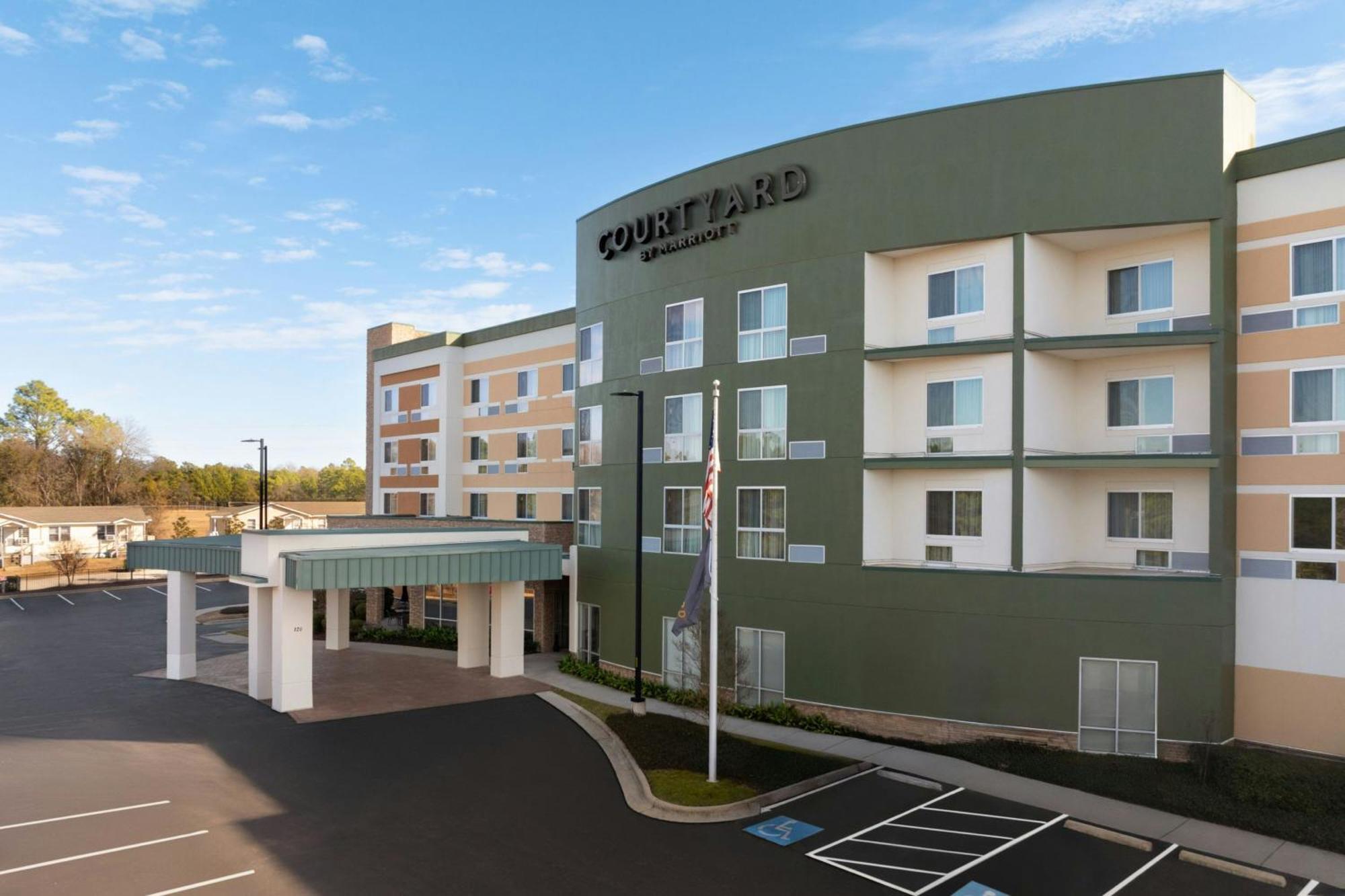 Courtyard By Marriott Fayetteville Fort Liberty - Spring Lake Exterior foto