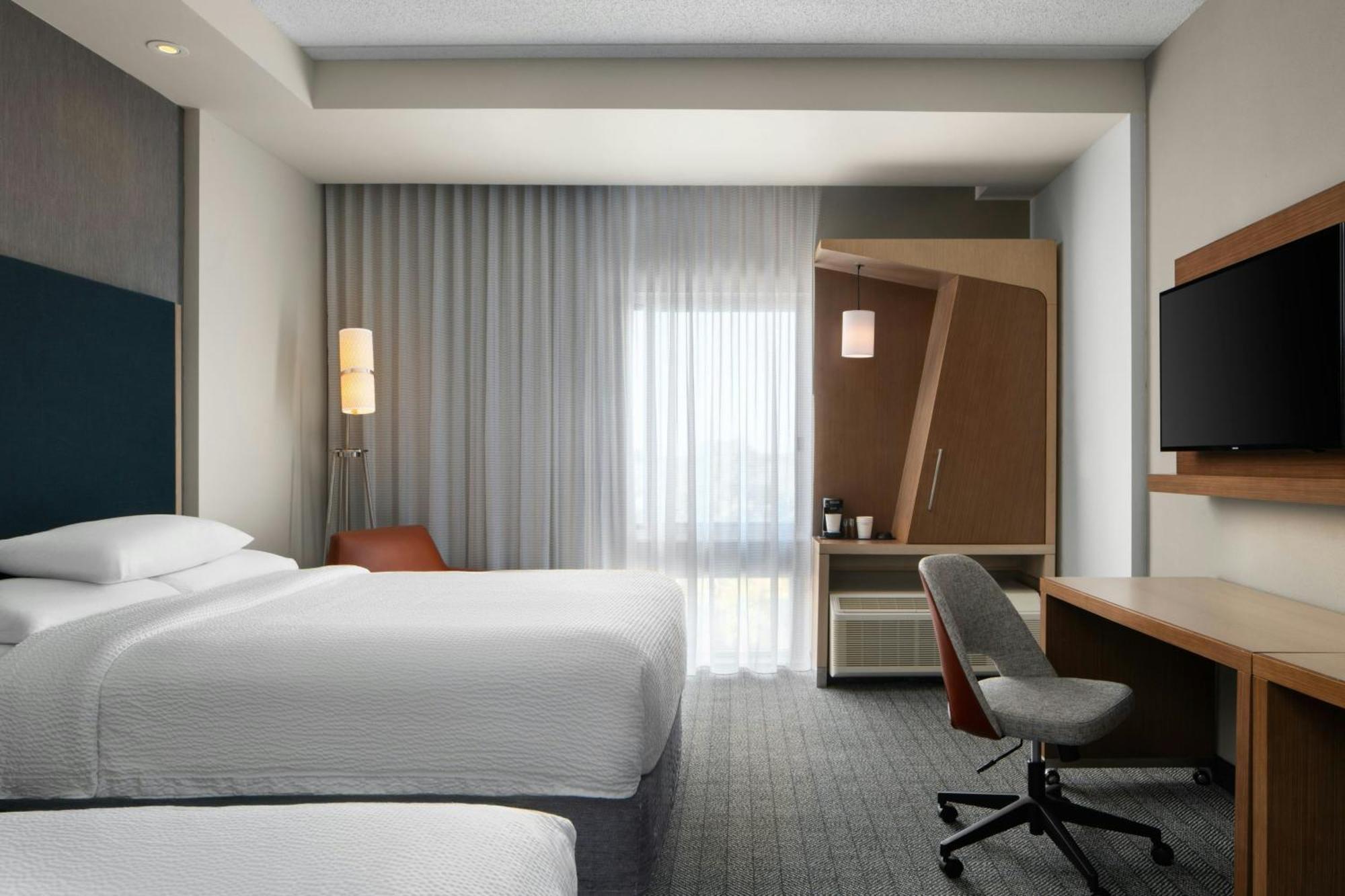 Courtyard By Marriott Fayetteville Fort Liberty - Spring Lake Exterior foto
